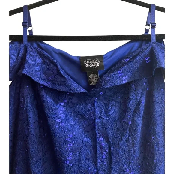 Blue Sequin Gown
Beautiful Dress Occasion
#N071 - Picture 5 of 10